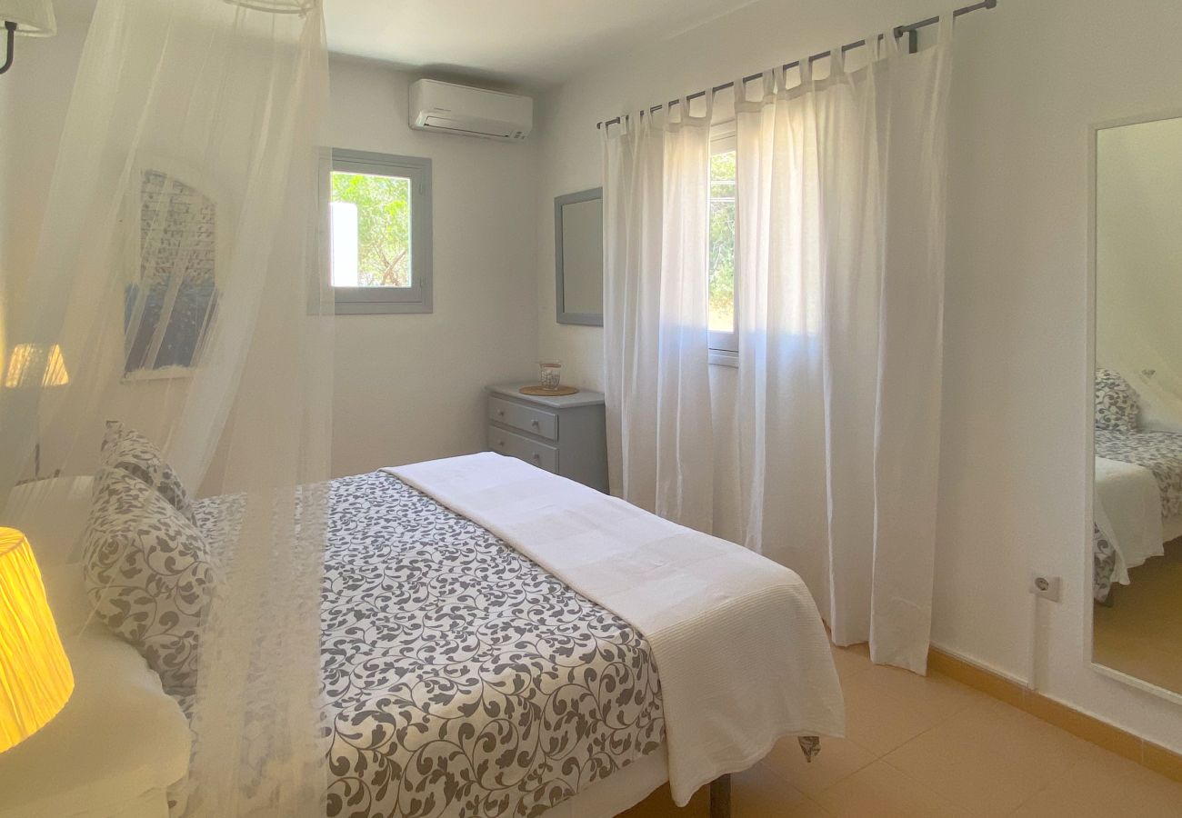 Bungalow a Playa de Migjorn - Voga Mari 'Comfort Plus' - 1 camera da letto 